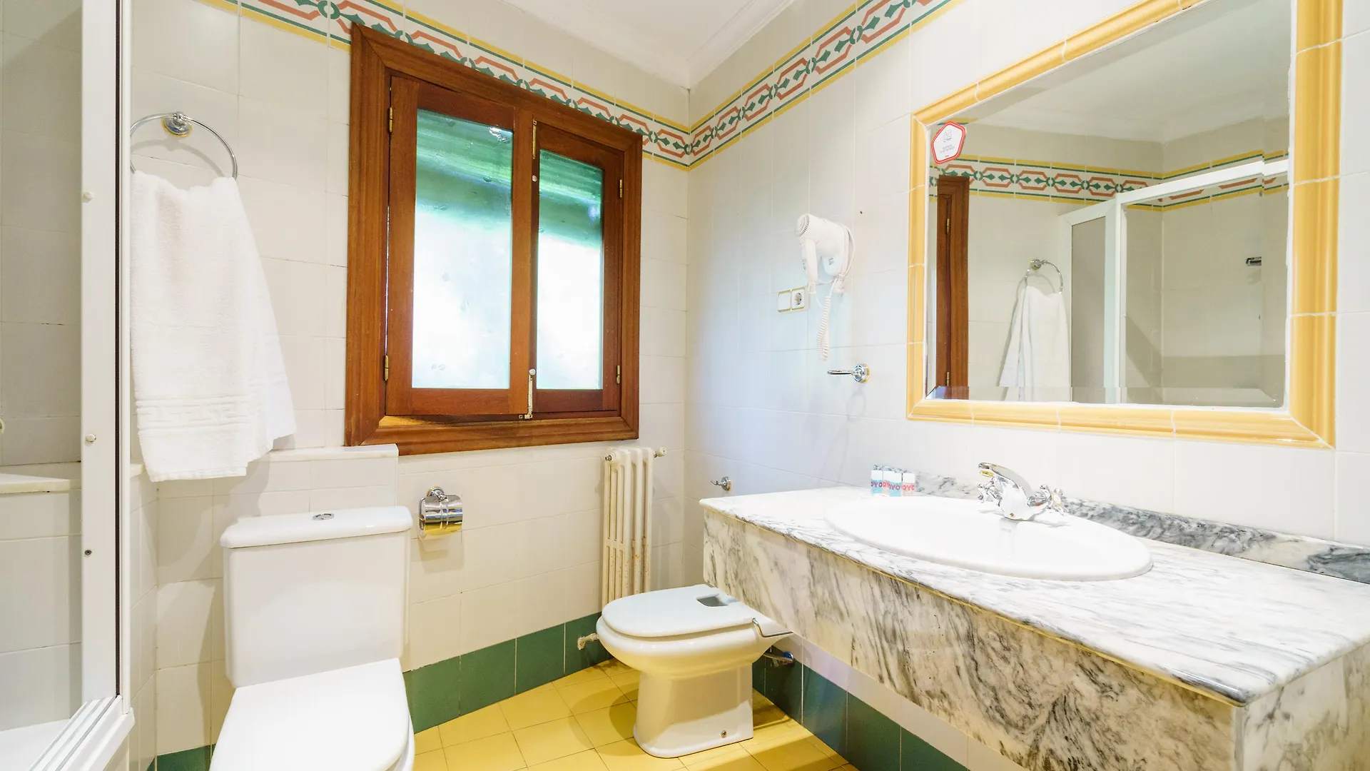 Oyo Hotel Espana Lanjarón