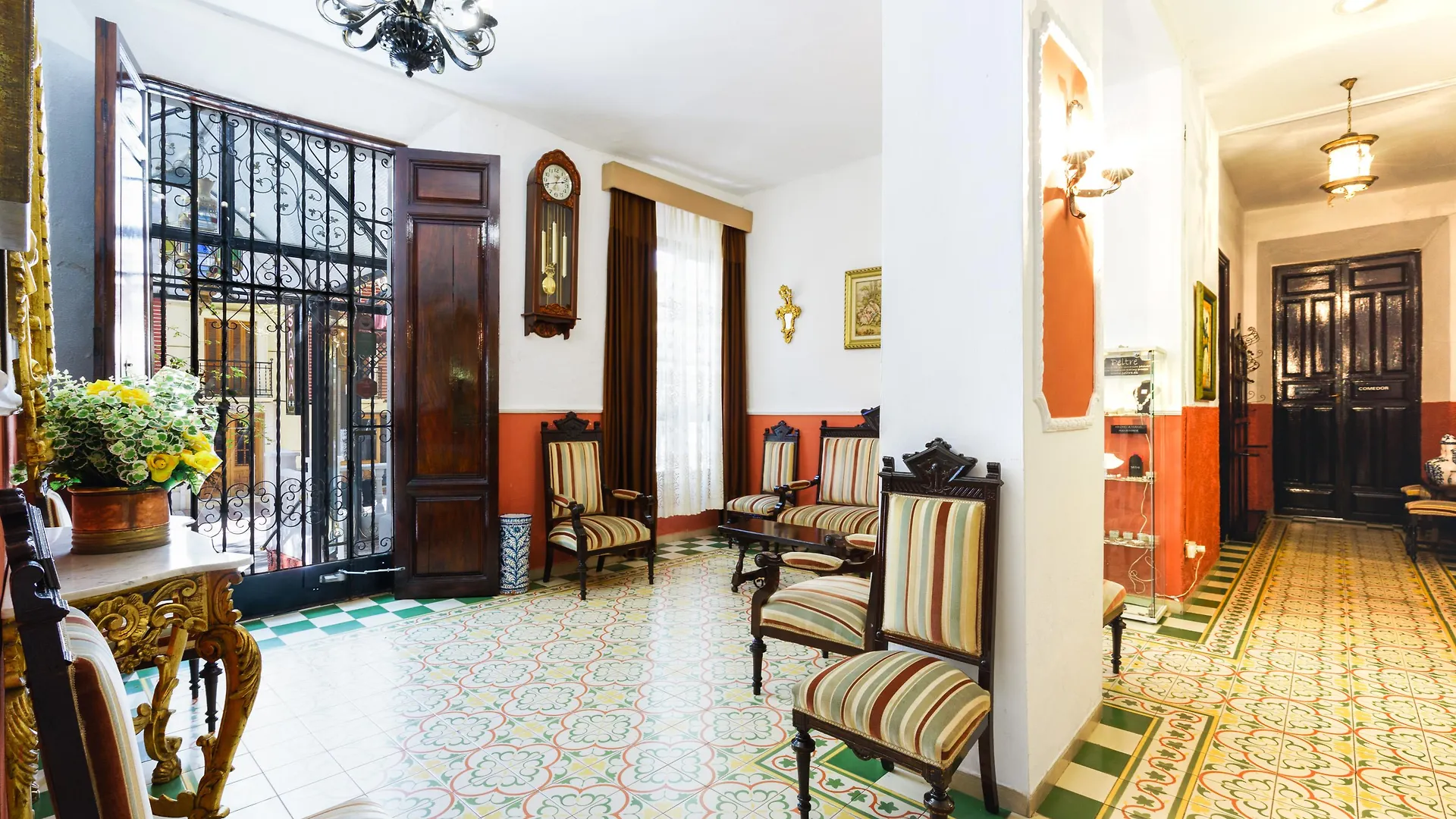 **  Oyo Hotel Espana Lanjarón Espanha